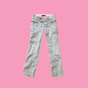 ABERCROMBIE & FITCH LOW RISE CARGO PANTS